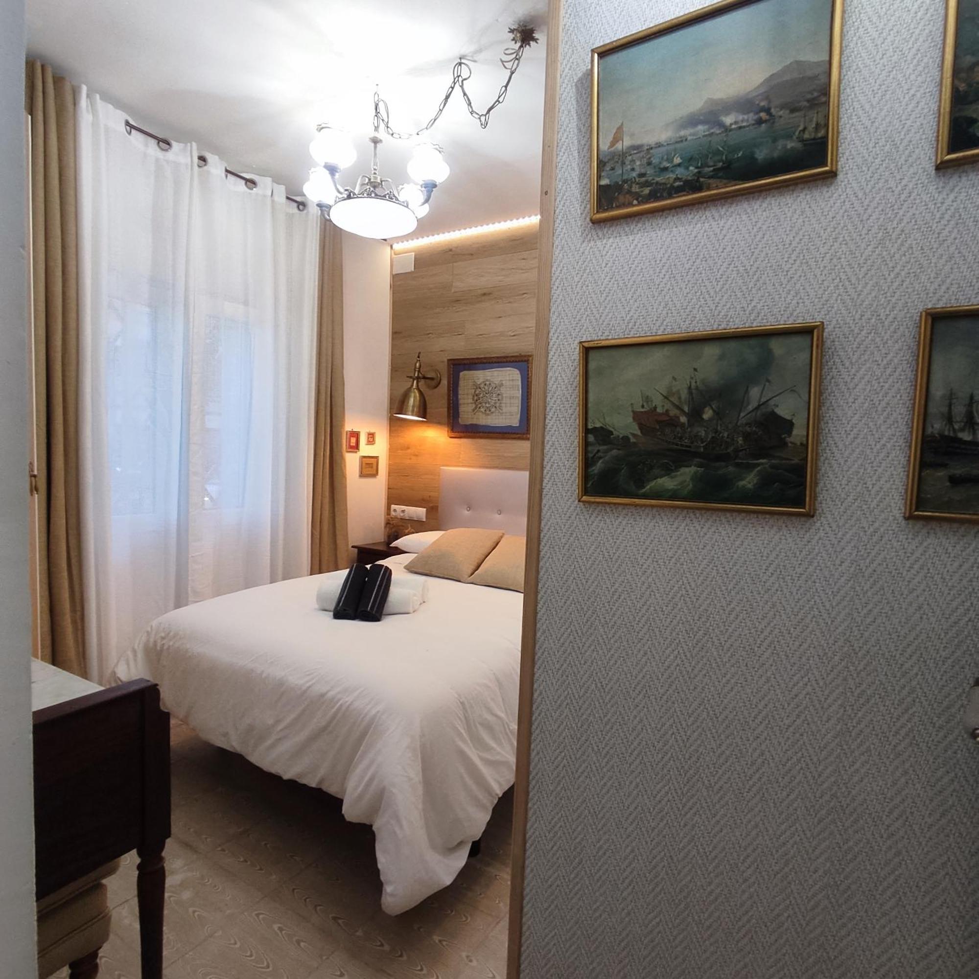 برشلونة Studio Or Rooms With Private Bathroom Or Rooms With Shared Bathroom المظهر الخارجي الصورة