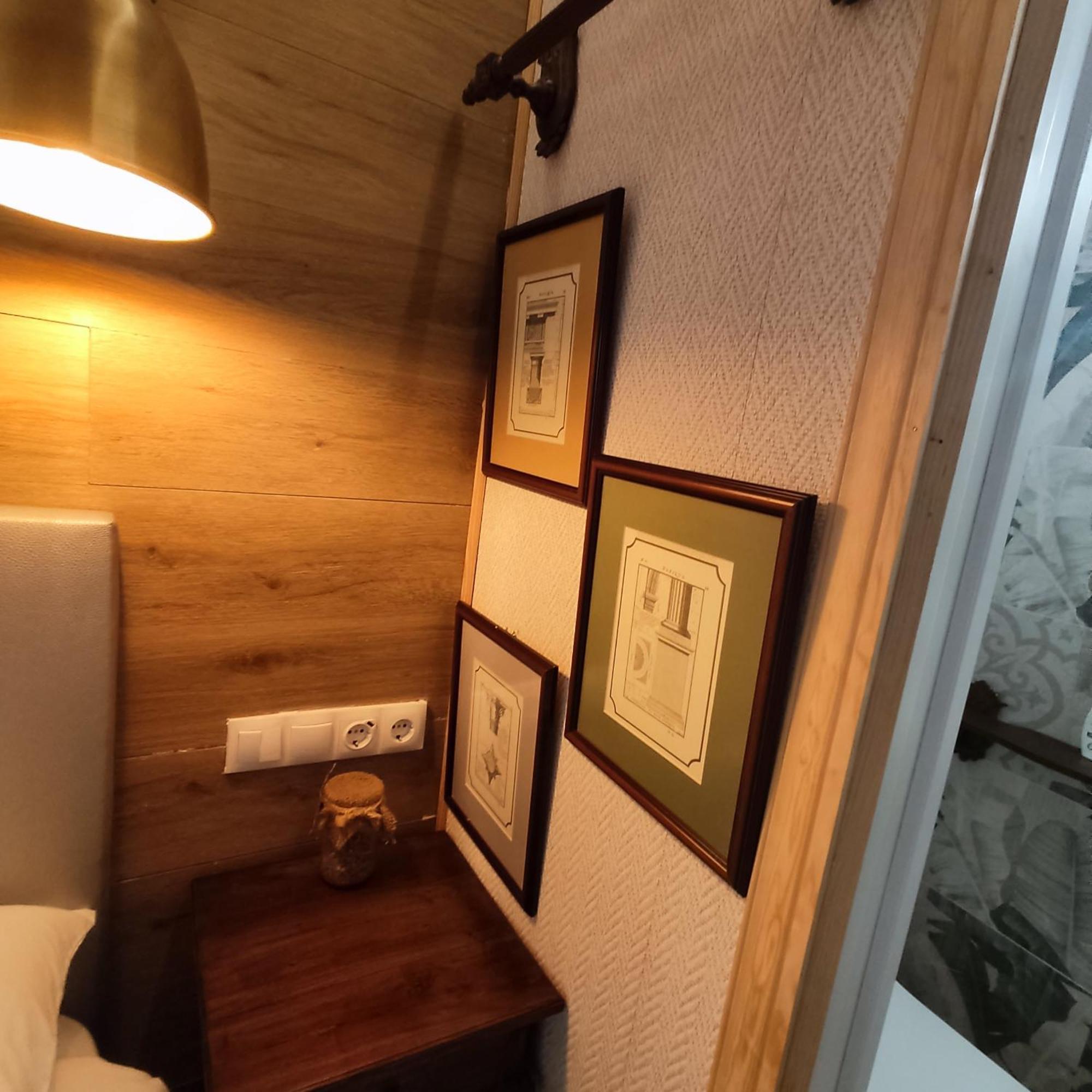 برشلونة Studio Or Rooms With Private Bathroom Or Rooms With Shared Bathroom المظهر الخارجي الصورة