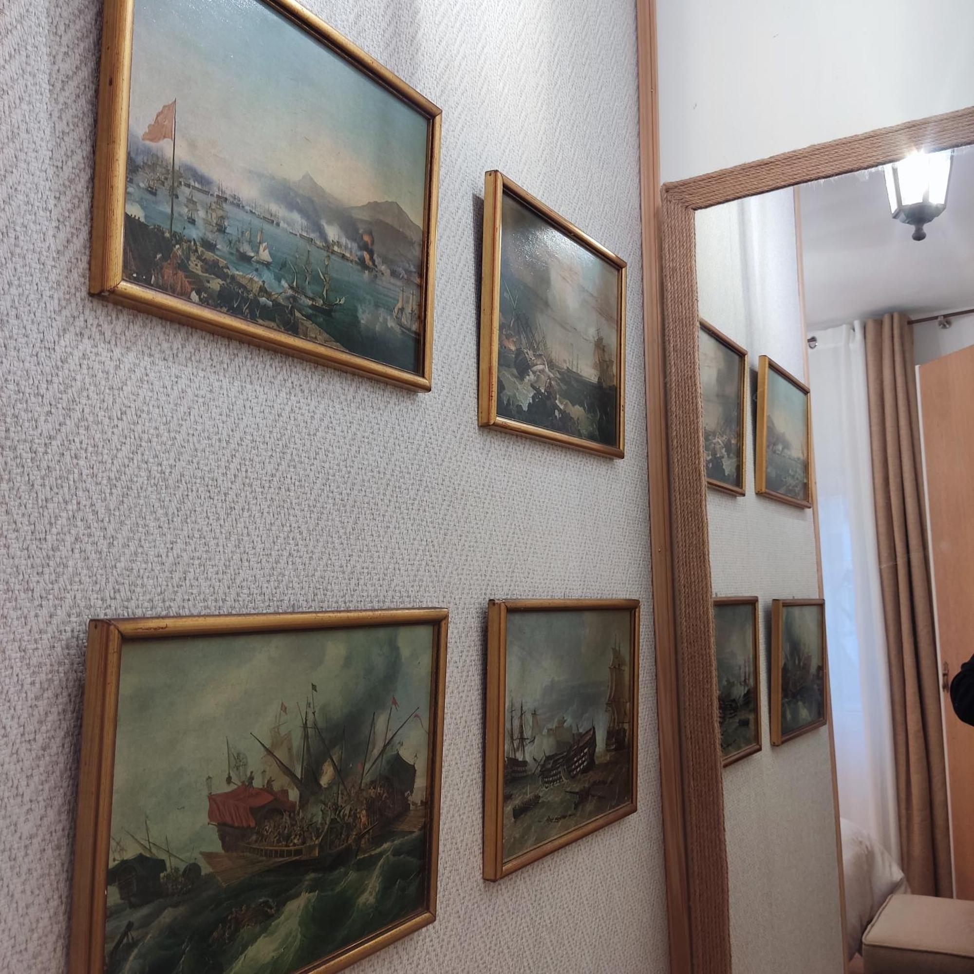 برشلونة Studio Or Rooms With Private Bathroom Or Rooms With Shared Bathroom المظهر الخارجي الصورة